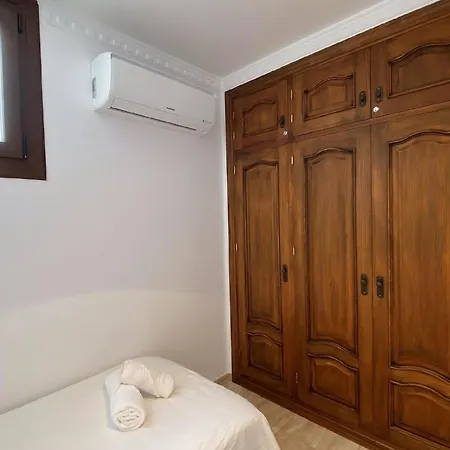 Ferienhaus Fuer 7 Personen Ca 110 Qm In Nerja, Andalusien Costa Del Sol