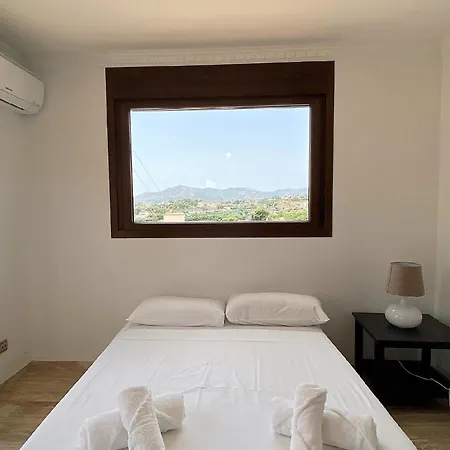 Ferienhaus Fuer 7 Personen Ca 110 Qm In Nerja, Andalusien Costa Del Sol *
